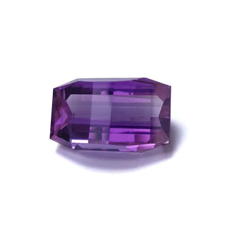 23 Carats Loop Clean Fancy Cut Amethyst