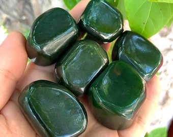 Great Quality Green Nephrite Jade Tumbles, Jade Tumbles, Green Jade Tumbles, Jade Stone Tumbles, Nephrite Jade Tumbles