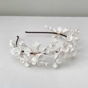 Bridal headpiece, wedding tiara, bridal hair piece, tiara, pearl tiara, wedding accessories, bridal, clay flowers tiara