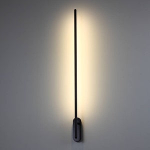 Contemporary Wall Light - Black LED 10W Indoor Lighting with Decorative Halo - Modern Interior Light Fitting