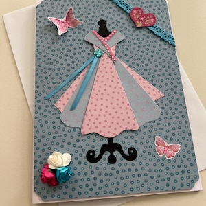 Carte de vœux, Carte anniversaire, Carte retraite, Carte amitié, Carte remerciement, Carte pour fille ou femme, Carte Fête des mères, Robe