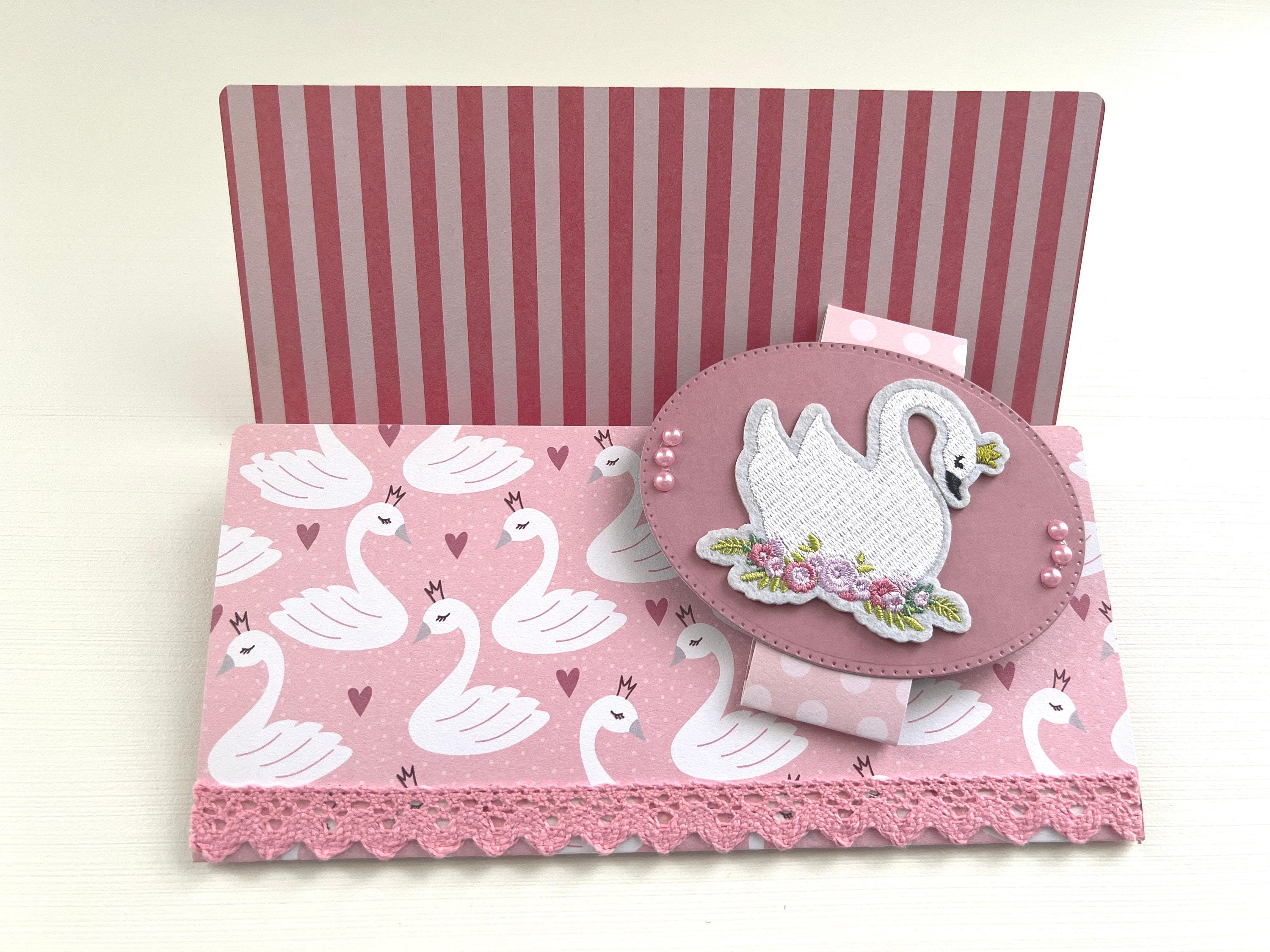 Carte De Joyeux Anniversaire Avec Des Instruments De Musique | Vecteur