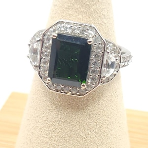 1KT White Gold Chrome Diopside, White Sapphire and White Zircon Ring - Size 7