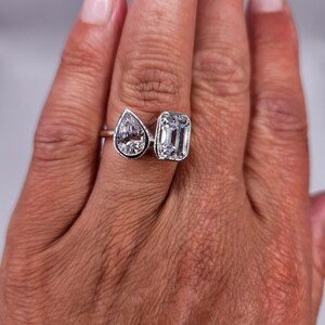 Toi et Moi Cubic Zirconia Ring - Size 7 image 5