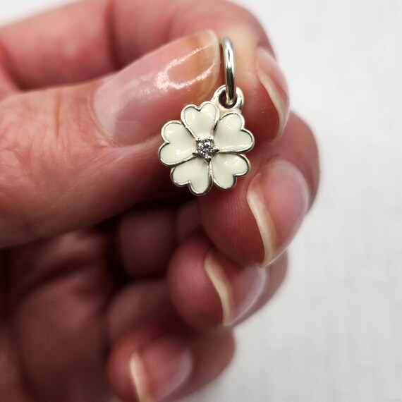 Pandora Daisy Dangle Charm