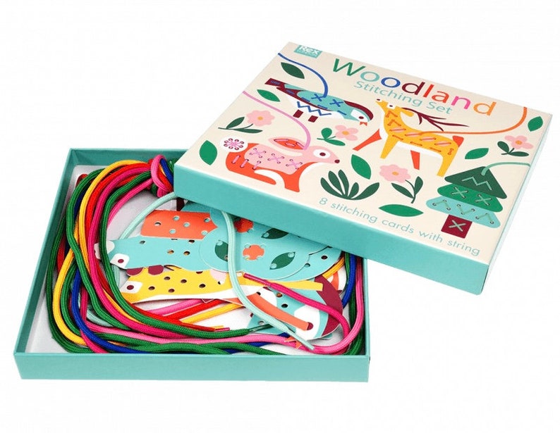 Stitching set woodland animals. Learn to stitch cardboard kit for kids. Craft kit. Great gift. Kids crafts. Threading. Sewing. Hobby. bild 3