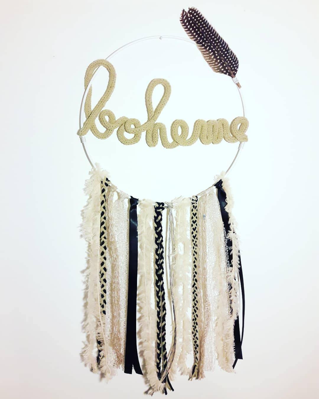 Bohème - Attrape-Rêves en Tricotin, Décoration Murale, Ambiance Boho, Bohème Chic