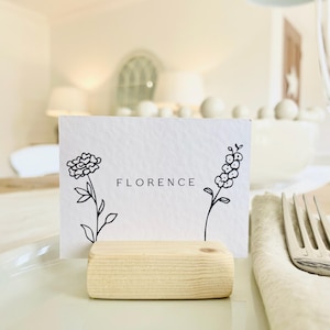 Place Cards — Floral Wildflower Name Labels — Wedding Place Names — Kraft or White