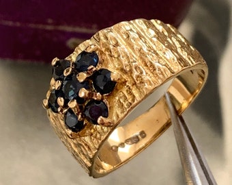 Vintage 9ct Gold Sapphire Ring: 1971 London Hallmarks, Size 5.5