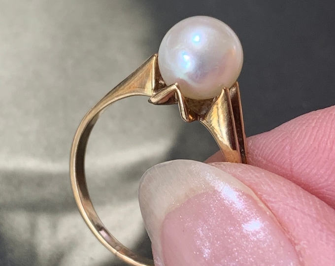 Vintage 14ct Gold Akoya Pearl Ring: AAA Quality, Size 7.5