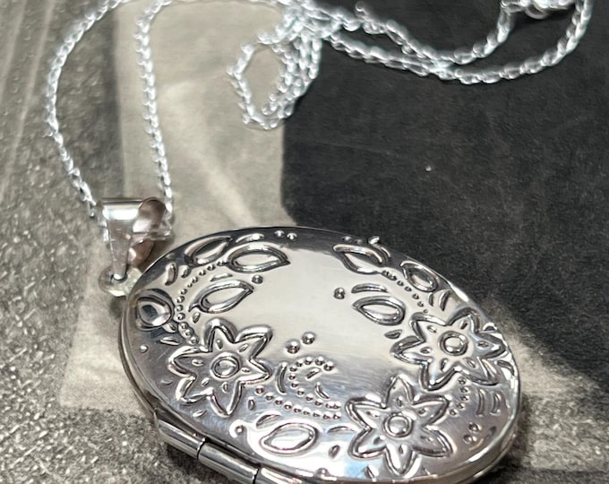 Vintage Sterling Silver Oval Locket Necklace, Floral Engraved Double Photo Pendant