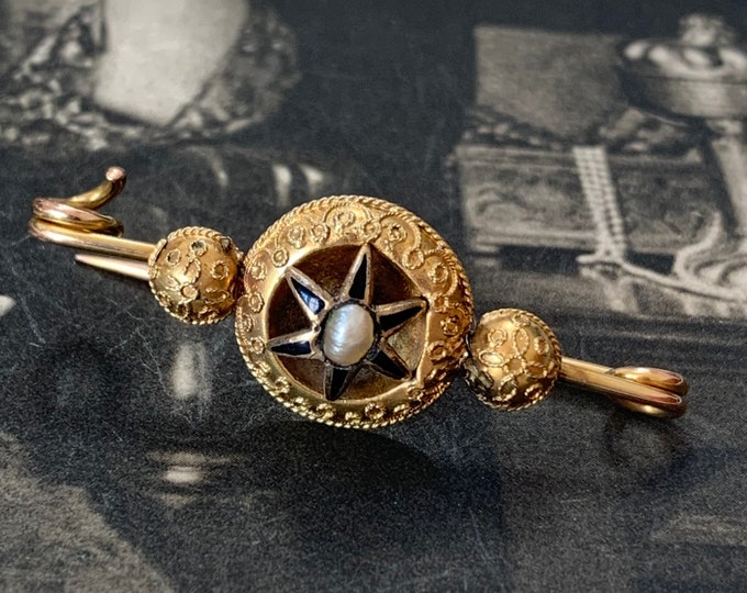 18ct gold Etruscan revival brooch | 1911 English Chester hallmark | Celestial Edwardian gold brooch