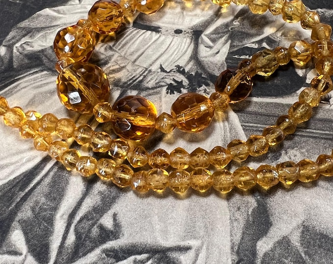 Vintage Graduated Faceted Bohemian Necklace 17 inches long