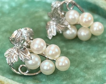 Vintage Akoya Pearl Screw Back Earrings Silver Japanese Cultured Pearl Grapevine Earrings 1950s Bridal Jewelry Mid Century Gift