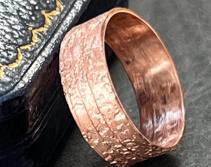 Handmade Pure Copper Ring | 7.5mm Textured Band | Men's Unisex Ring | Unisex Copper Band | Made in England | Size U 1/2