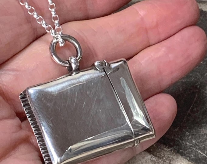 Antique Edwardian Sterling Silver Vesta Case Pendant – Birmingham 1903–04 – 24" Silver Chain