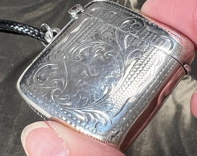 Sterling Silver Vesta Case Pendant, Birmingham 1904 Keepsake Locket