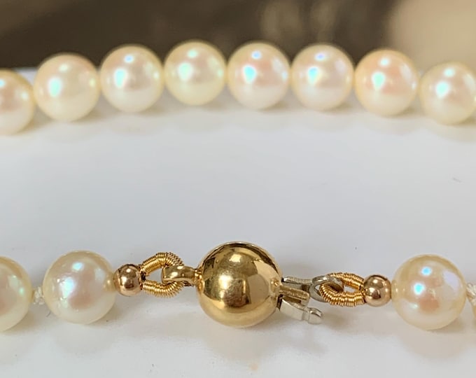 18ct gold cultured pearl bracelet set with 33 x 6mm akoya saltwater pearls 20cm or 8 inches New hand strung