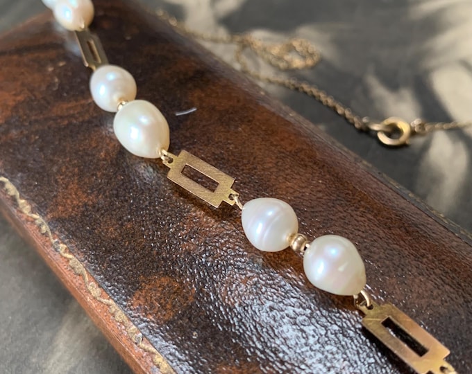 Vintage retro 9ct gold baroque pearl panel chain necklace. Vintage with freshwater pearls.  47cm princess length. 7 grams