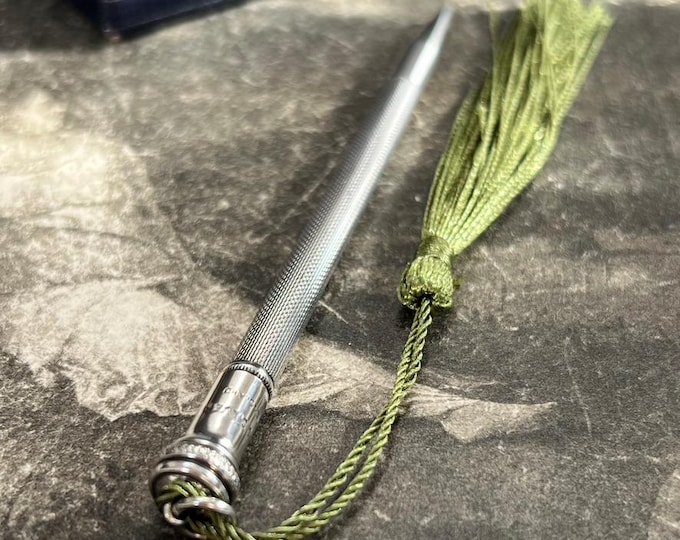 Antique Sterling Silver Ladies Mechanical Pencil – Green Tassel – 1930s–40s