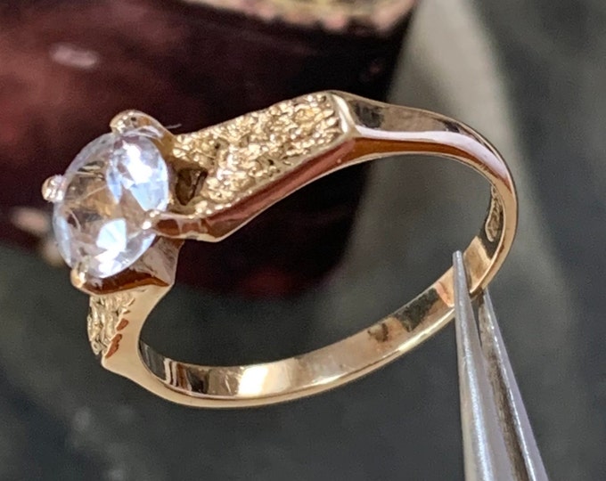 Vintage Topaz Ring: 9ct Gold Textured Band, London 1973