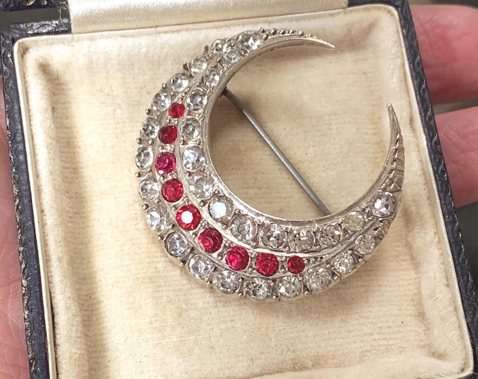 Antique Victorian Crescent Moon Brooch – Red & White Paste Stones – Silver-Tone Antique Jewellery – Late 19th Century