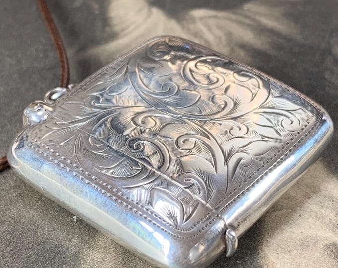 Antique Sterling Silver Vesta Locket Pendant: Forget-Me-Not Engraving, Birmingham 1911