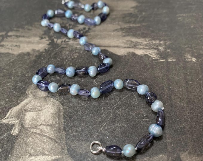 Pearl necklace with Iolite gemstones, Choker length, 925 Silver Clasp, 16 inch