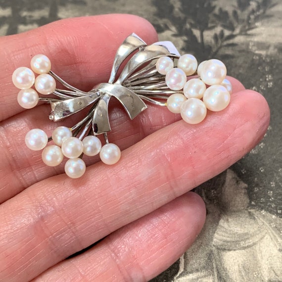 Tasaki Designed Akoya Pearl Brooch. Set in Fine Silver Bow Design