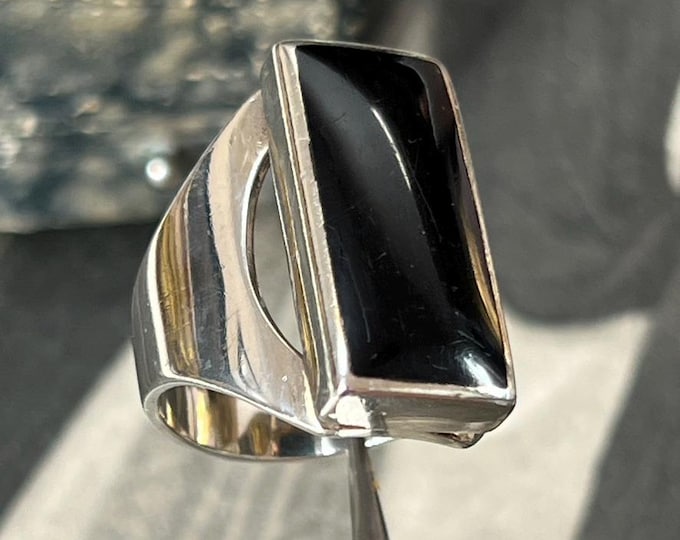 Black Agate Ring | 925 Sterling Silver Sheffield 2013 | Contemporary Statement Ring