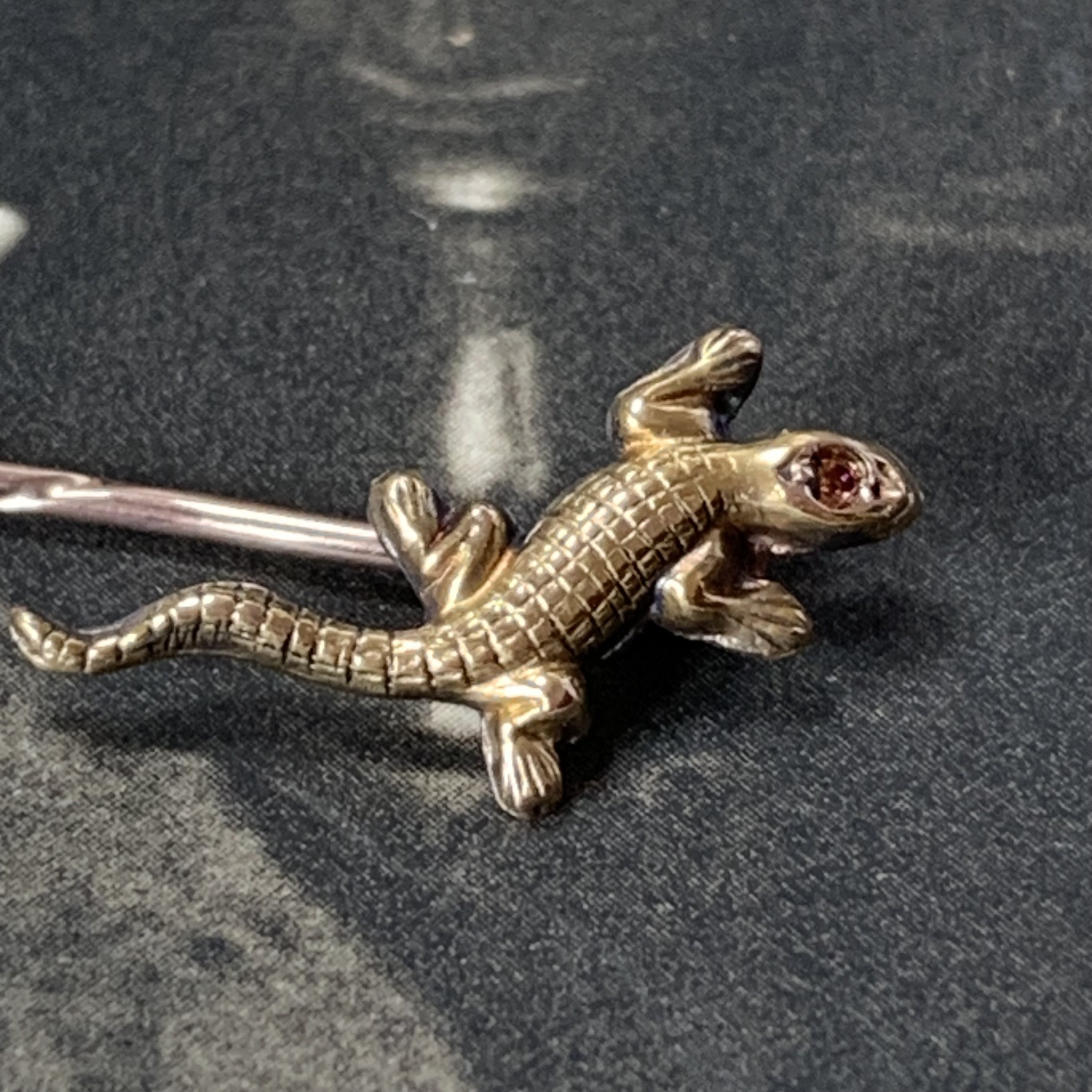 Edwardian Stick Pin Lapel Brooch Is A Captivating Testament To The Intricate Artistry Of Early 1900S. Crafted From 9Ct Gold