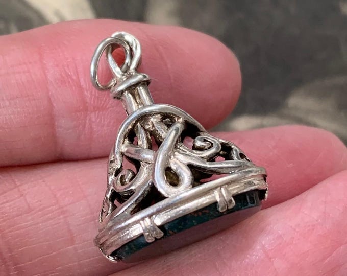Antique silver blood stone pendant fob 925 silver. Claw flat cut oval cabochon. For  chain or leather strap