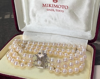 1960s triple strand Mikimoto Pearl Bracelet  84 AAA Akoya Pearls, Silver Clasp original box