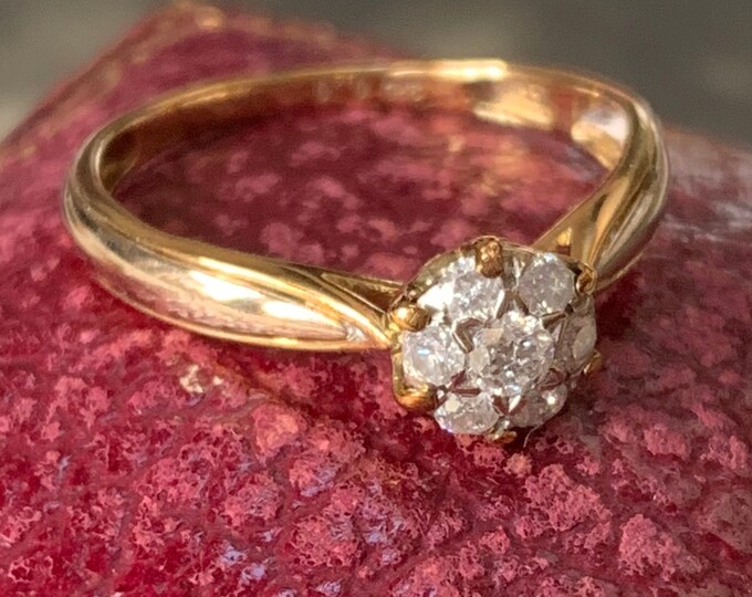 0.20ct diamond ring. Ring size J London hallmarks 9ct yellow gold. Beautiful engagement ring