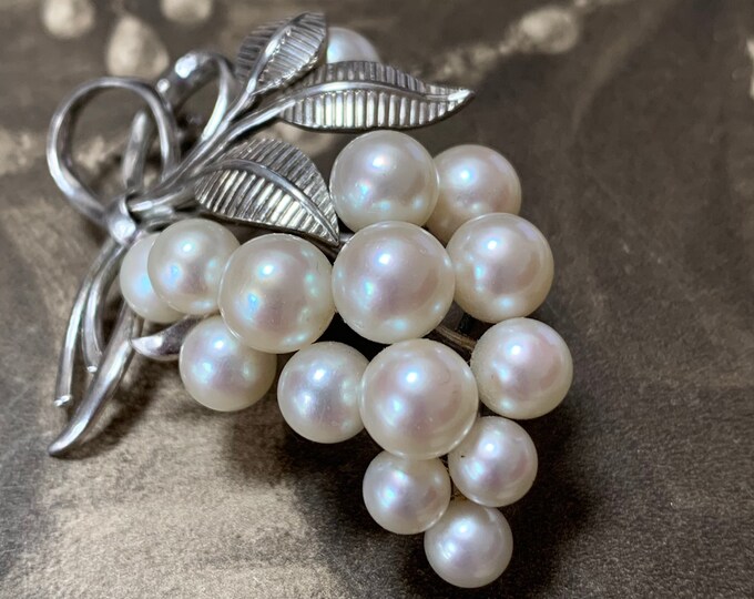Mikimoto Pearl Brooch | 7.5mm - 5.5 mm AAA Akoya pearls | 1960s Floral spray of 15 pearls set in silver with the Original Box