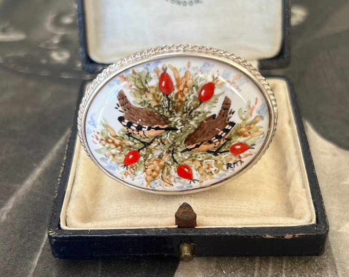 Vintage Silver Porcelain Brooch – Hand Painted Wrens & Rose Hips – Birmingham 1992