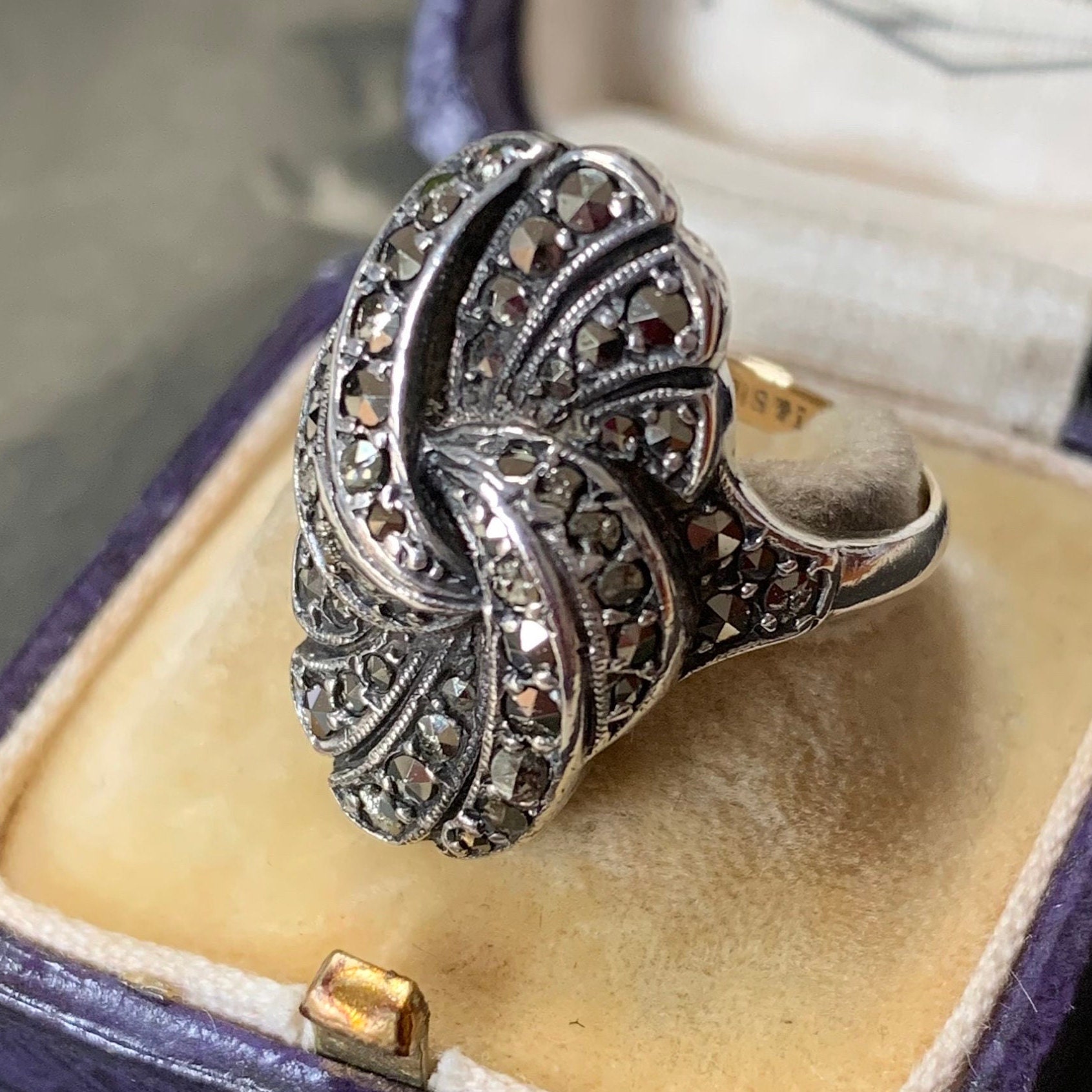 9ct Gold and Silver Marcasite Ring. Ring size P size 7.5 US Art deco era gold ring with a beautiful swirl Design