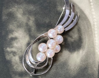 Vintage Mikimoto Pearl Brooch: Sterling Silver Akoya Wave Design