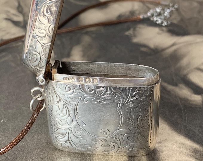 1911 Sterling Silver Vesta case Pendant: Forget-Me-Not Engraving, Birmingham 1911