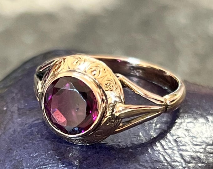 Antique 9ct Gold Pink Tourmaline Round Cut Ring | Engraved Outer Halo Etruscan Style | Circa late 1800s | Size K 1/2
