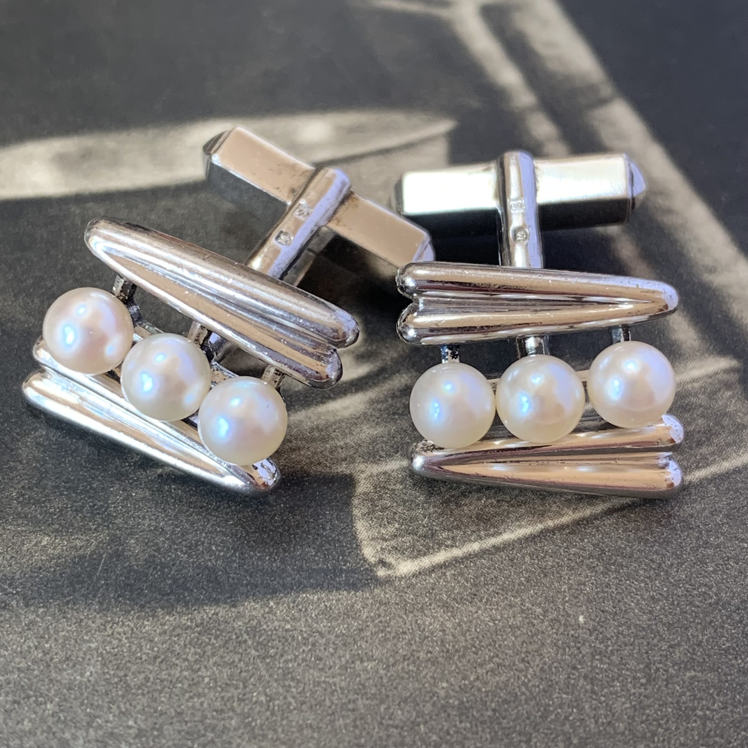 Mikimoto Pearl Cufflinks. Fantastic 4.5mm Akoya Pearls Mounted On Solid Silver