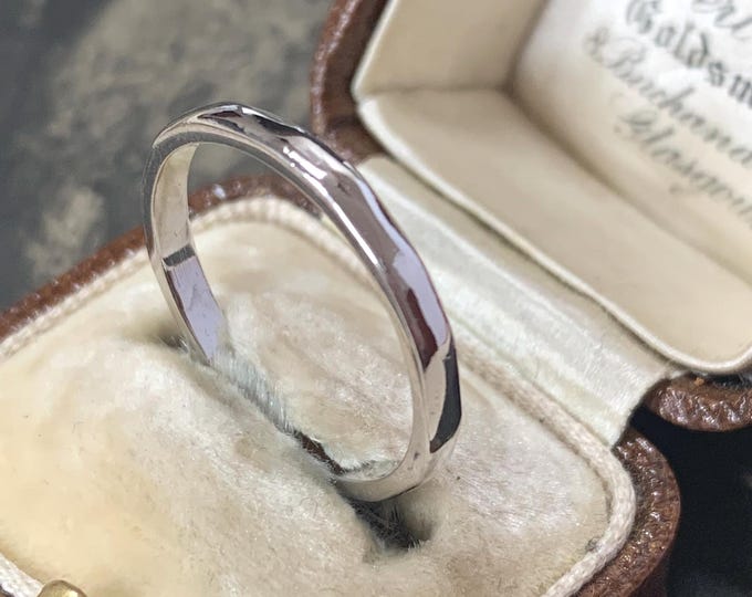 Antique Platinum Wedding Band | Platinum Stacking Ring | Diamond Effect Facet Band | UK P Vintage Wedding Ring
