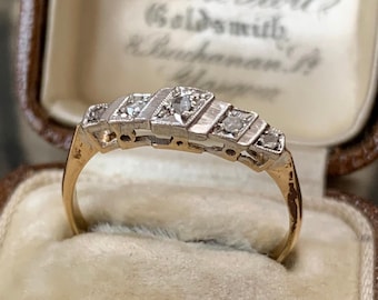 18ct gold diamond ring. 5 old cut diamonds. Ring size N (UK) size 6.5 (US) 1910s-20s Edwardian ring