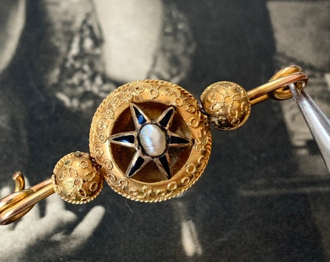 1911 Etruscan Revival Brooch: 18ct Gold, Pearl, Chester Hallmark