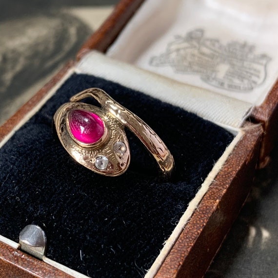 Antique Snake Ring Ruby gemstone set in 14ct yell… - image 5