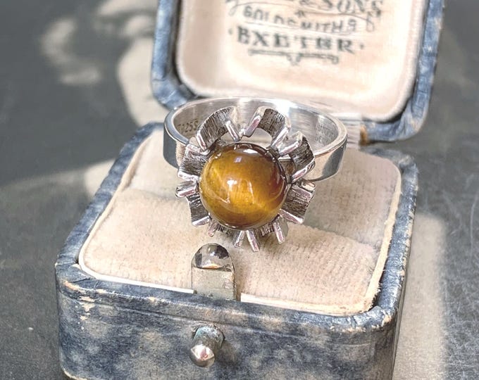 Henning Ulrichsen Modernist Tiger’s Eye Ring – Sterling Silver – Denamark -1970s