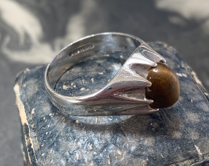 Vintage Sterling Silver Tiger's Eye Ring, Birmingham Hallmarked 1980, Unisex Statement Ring, Size P (UK)