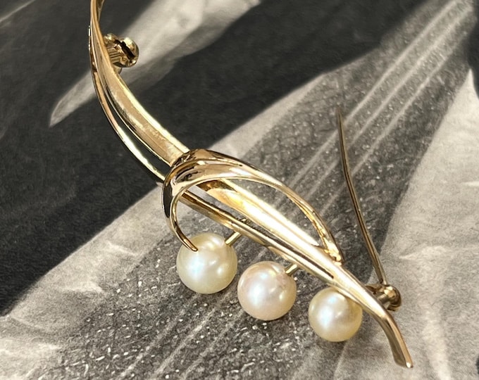 Vintage Mikimoto Akoya Pearl Trilogy Brooch, 14ct Gold Wave Design Pearl Pin