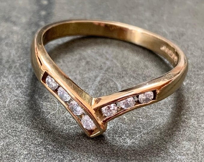 Vintage 9ct Yellow Gold Diamond Ring: 1991 English Hallmark