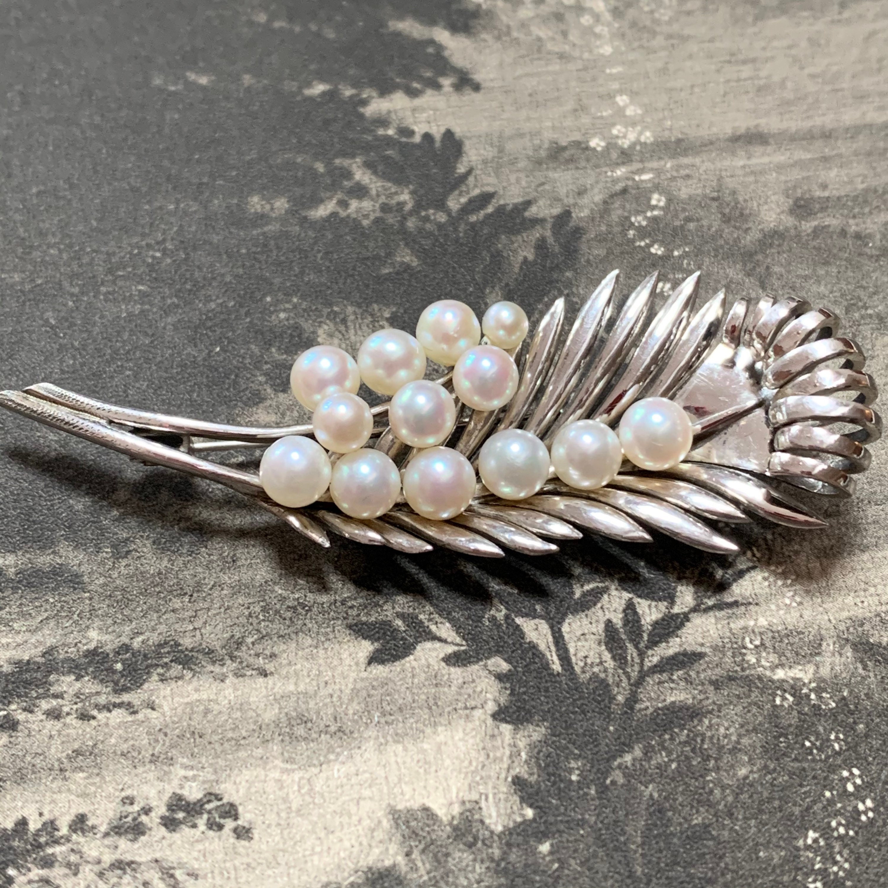 Silver Akoya Pearl Brooch Would Make The Perfect Gift. A Beautifully Crafted Vintage Mid Century Piece